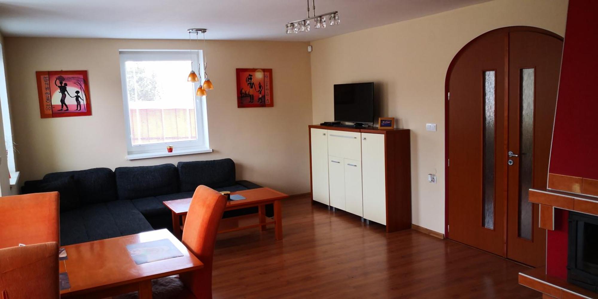 Vila Deluxe&Apartmány Riviéra Liptov Bešeňová Esterno foto