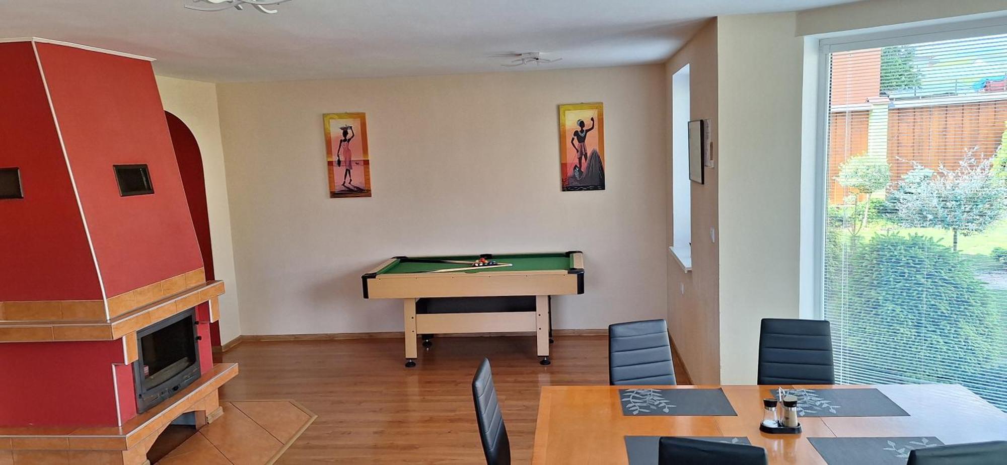 Vila Deluxe&Apartmány Riviéra Liptov Bešeňová Esterno foto